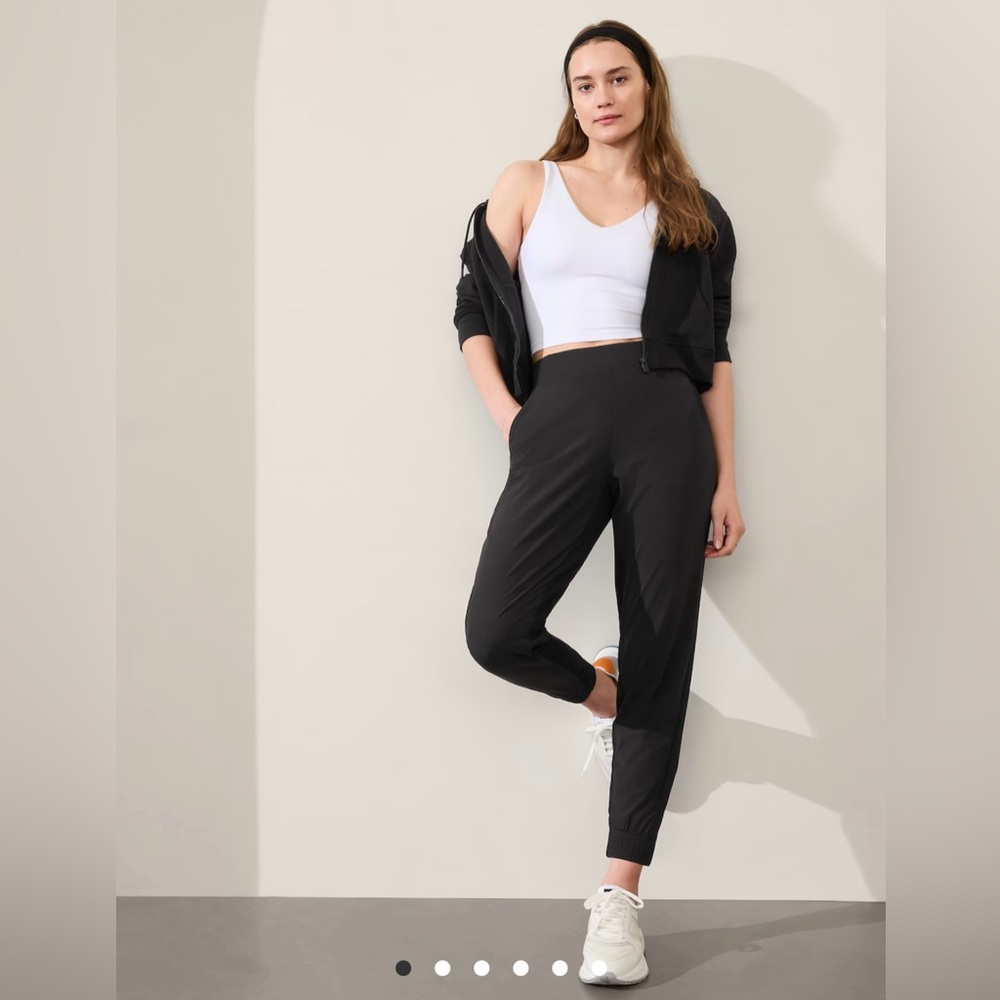 Athleta Brooklyn Jogger Black #530631 Size 4‎ - Picture 2 of 15